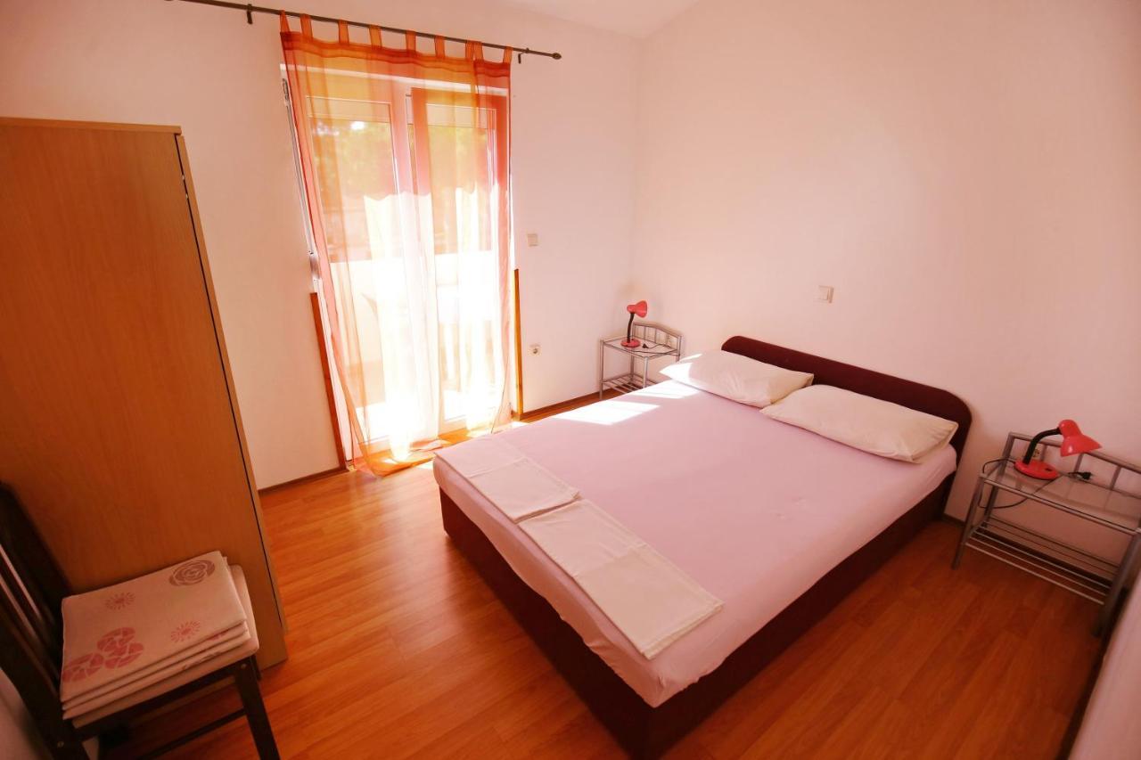 Apartmani Buca Biograd Na Moru Eksteriør bilde