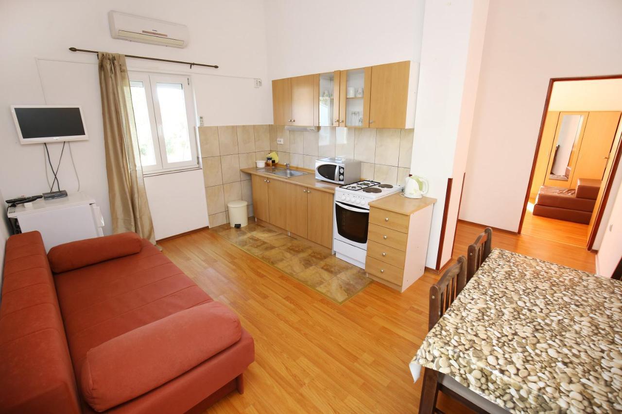 Apartmani Buca Biograd Na Moru Eksteriør bilde